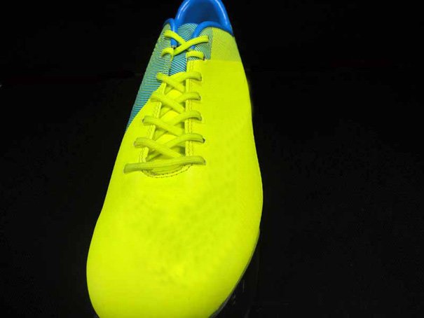 yellow black-4.jpg