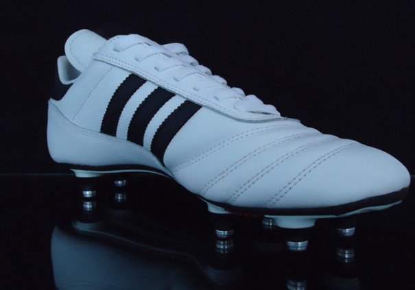 White Black 18.jpg