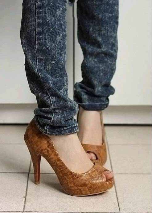Snakeskin Vamp PU Leather Rubber Women's Elegant Roman High Heel Shoes