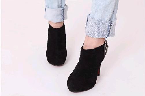Women's PU Leather High Heeled Rivet Zipper Ankle Boot