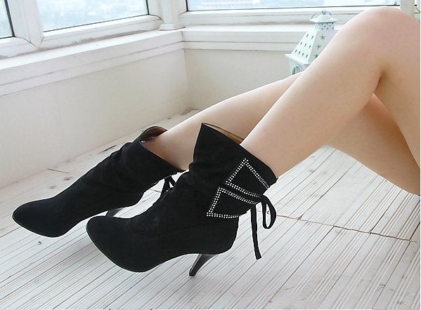 Genuine Leather Outsole Material  Ladies High-heel Ankle Boots