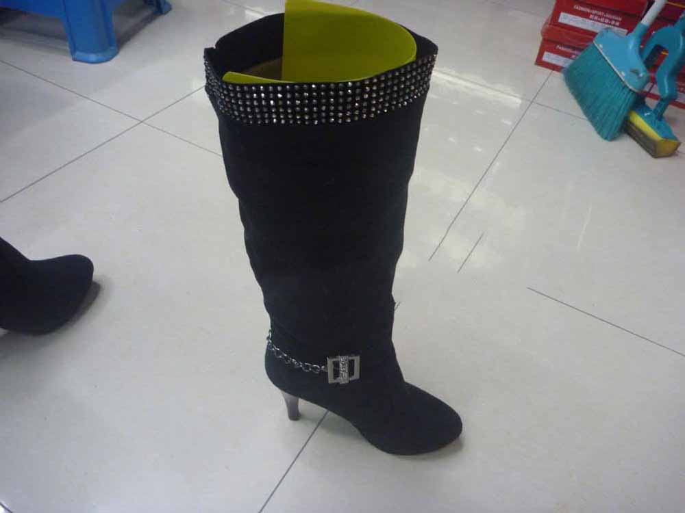 Black With Chain Leather & Fur Thigh-High Boots