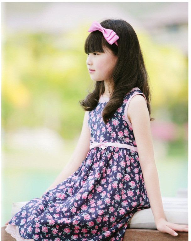 Girls Dark Blue Grounding Roses Design White Lace without Sleeves Petticoat Skirt