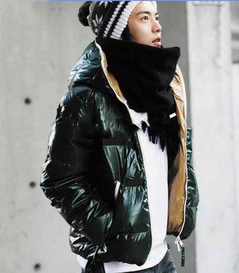Breathable Quick Dry Waterproof Windproof Men's Short Double-sided Down Jacket
