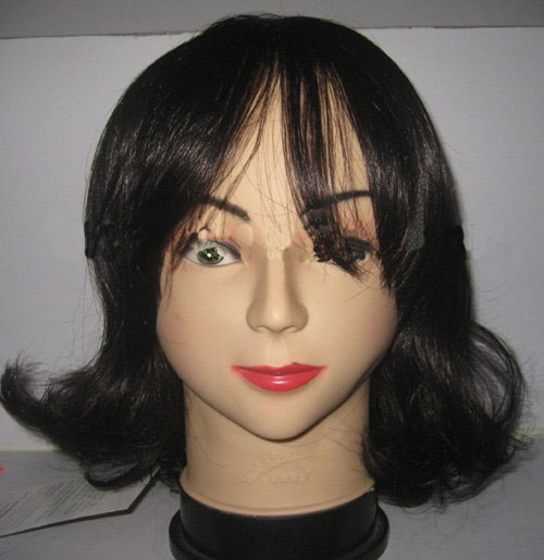 Black Curved Short Synthetic Wigs