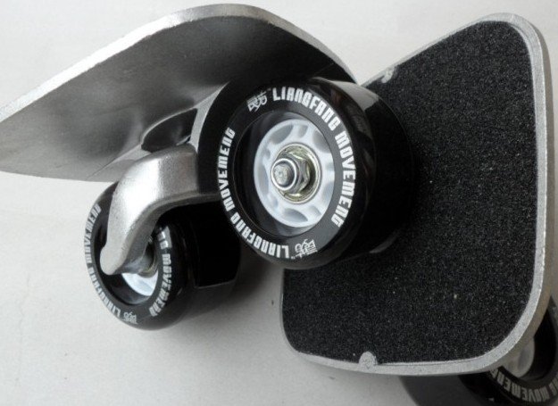 New Drift Board White / Black Skate Board Aluminum Skate Board