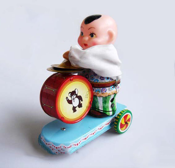 Clock Working Tin Toy Robot Druming Boy