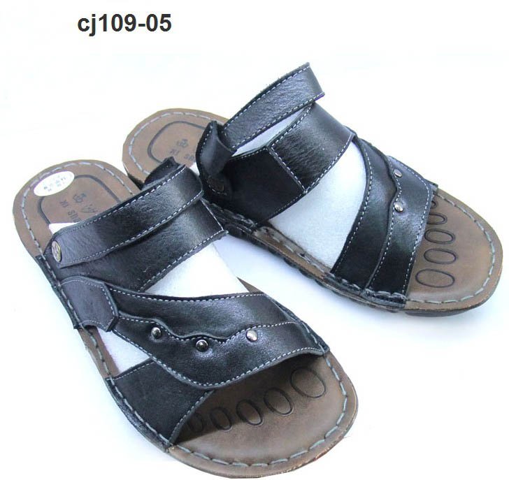 Men's Black Genuine Leather Antiskid Rivet Dualuse Vietnam Sandals