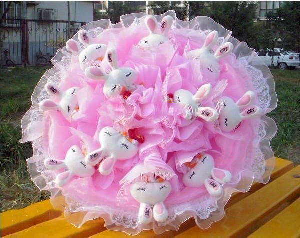 Valentine's Day Romantic & Lovely Rabbit Flower Bouquet