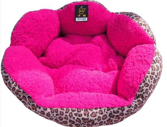 Brand New Luxury Warm Round Soft Pet Bed