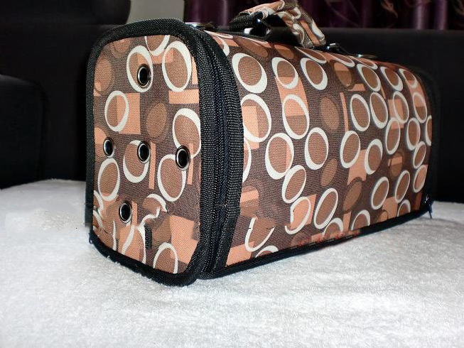 Nylon Multifunctional Design Waterproof Pet Travel Carrier