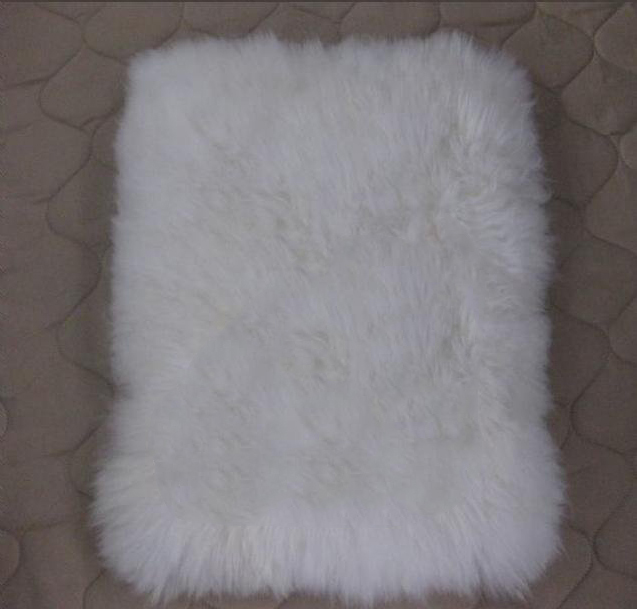 Wool Skin White Carpet
