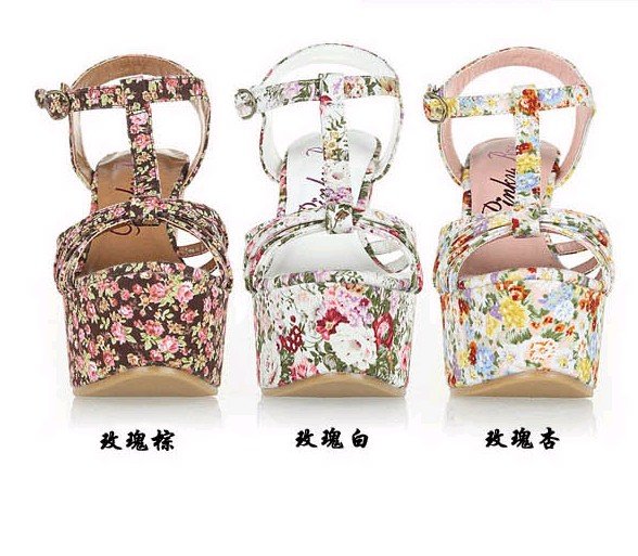 Ladies Three Colours Rose Design Hollow Wedges High-heels Sandals