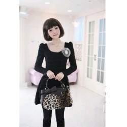 Amanda49 Fashionable and Elegant Round Neckline Black Long Sleeves Dress For Women