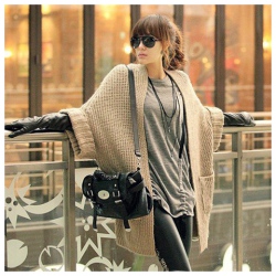 Amanda49 Street Fashion Style Double Pocket Bat-Wing Sleeves Light Grey Long Sleeves Acrylic Coat For Women