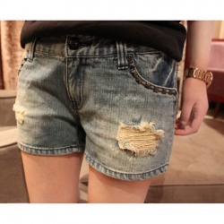 Amanda49 Stylish Rivets Embellished Broken Hole Design Blue Short Jeans For Women
