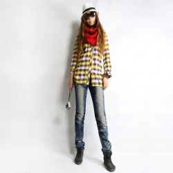 Amanda49 Classic Pattern Back-Pocket Old Style Low Waist Dark Blue Jeans For Women