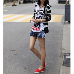 Amanda49 Cute Layered Rhinestone Scratch Embellished Frills Dark Blue Short Jeans For Women