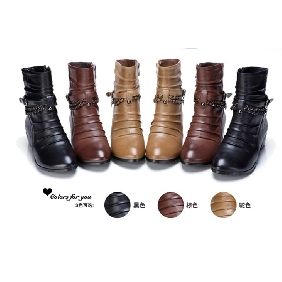 Women's Wave Design Crocodile Pattern Metal Chain Leather Buckle Ankle Boots