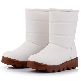 Ladies' Fashionable Non-slip Waterproof Korean Platform Warm Half Snow Boots for Women
