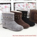 Lady PU Leather Studded Flat Ankle Boot with Rivet