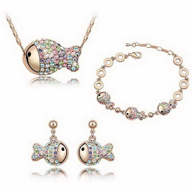 Copper with Platinum Plated Cubic Zirconia Necklace Earrings Bracelet Jewelry Set