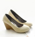 Women's Round Head Soft Comfortable Wedge High-heeled Shoes