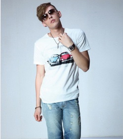 Amanda49 Simply Round Neckline White Sleeves Cotton T-Shirt For Men